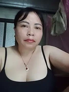 Lee_bee1 即時 XXX 聊天
