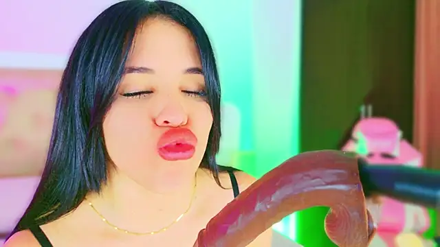 دردشة CharlootteEvans الجنسية المباشرة