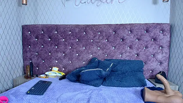 VALENTINA3x's Live XXX Chat