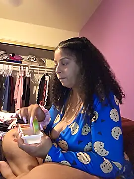 tastesosweet's Live XXX Chat