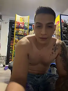 Czat XXX na żywo – OliverWest04