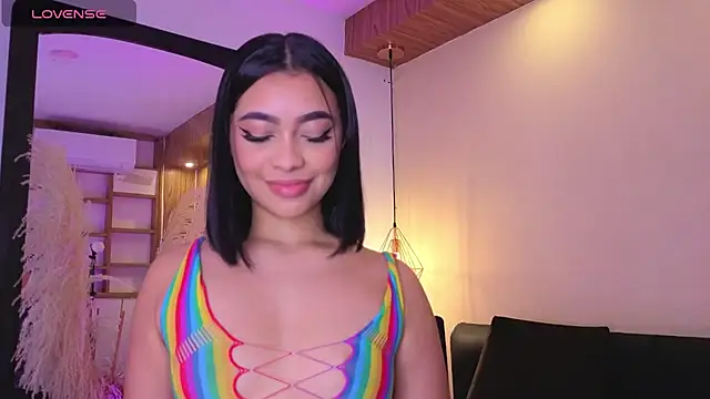 Chloe_monroee élő XXX-chatje