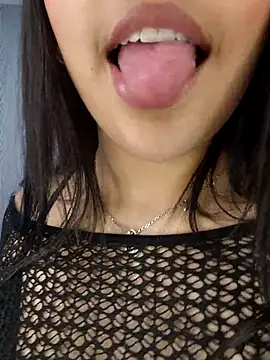 Chat XXX ao vivo de lia_harper_t