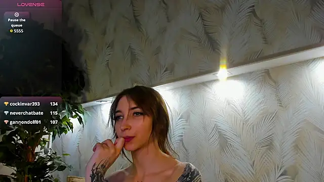 Chatroom XXX en direct de Ellen_Hops