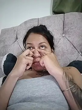 צ'אט XXX בשידור חי של Tiphanydirty3
