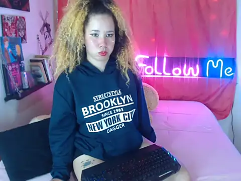 temptation-x live XXX chat