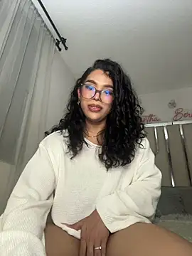 Pokazy przed kamerką – Samantha_Bernardo