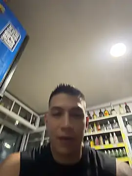 Chat +18 de OliverWest04 ao vivo