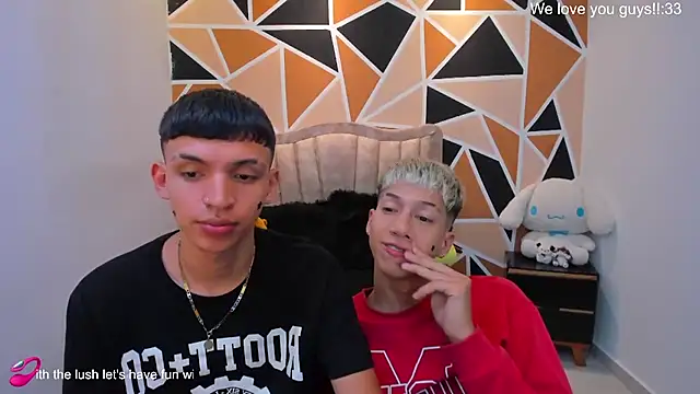 Онлайн чат XXX Juan_Nd_Steven