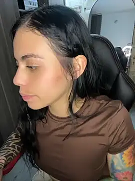 Chat XXX ao vivo de i_am_nina_