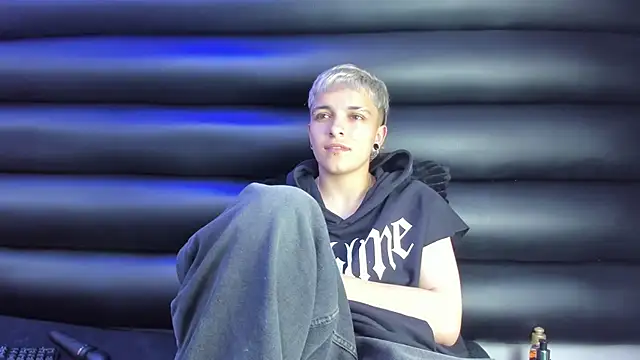 Megan_Thompson_'s Live XXX Chat
