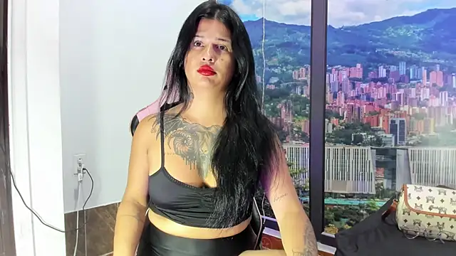 Show modela MeganCaneddo na web-kameri