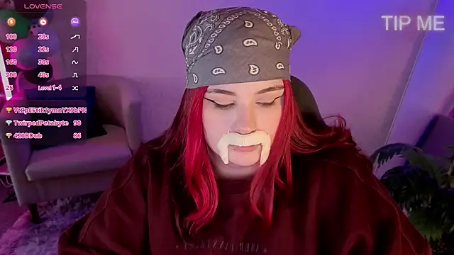 Mia_R0ss Adlı Modelin Canlı XXX Sohbeti