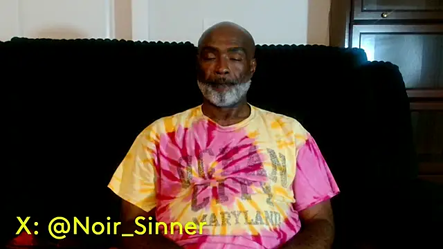 sinnernoir's Live XXX Chat