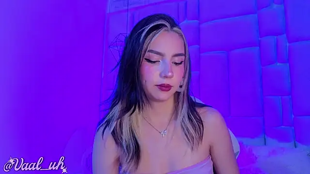 Valuh_Blake élő XXX-chatje