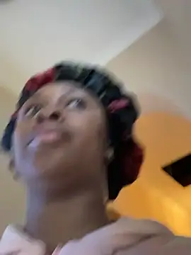 XXX chat uživo modela Pearl_00
