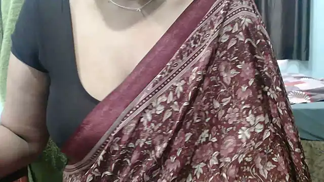 sunitha-3 লাইভ XXX চ্যাট