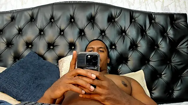 DenzelRios XXX чат на живо