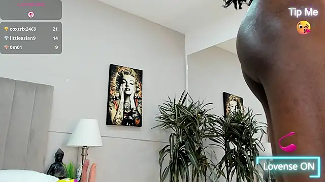XXX chat uživo modela Angie_abby