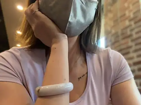 Rose168_'s Live XXX Chat