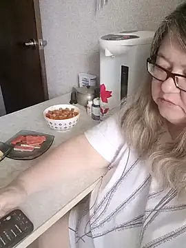 XXX chat uživo modela sex2