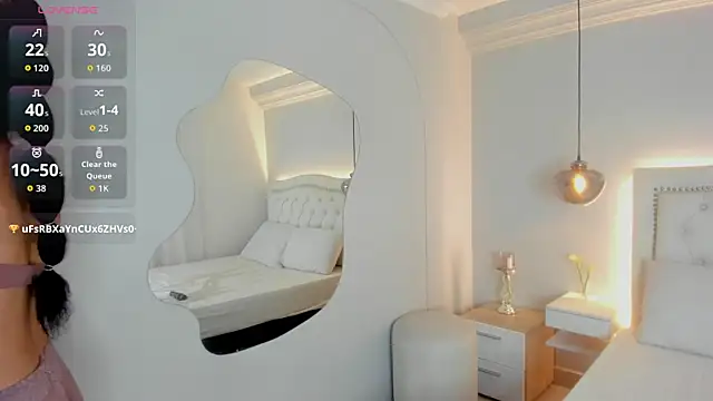Chat XXX ao vivo de emilly_duque