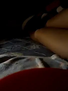 -Tara-a 现场XXX聊天