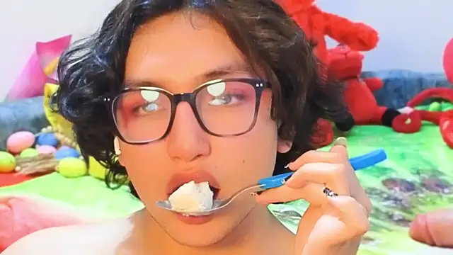 -BlueOpal- élő XXX-chatje