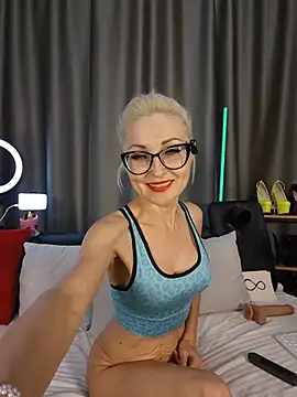 Chatroom XXX en direct de Milforja
