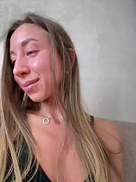 Chat +18 de Eva_SweetCatt ao vivo