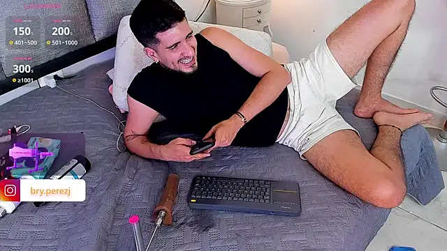 bryXonStorm Chat XXX in diretta