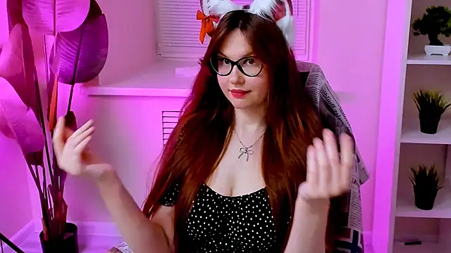 CarolGiggly Chat XXX live