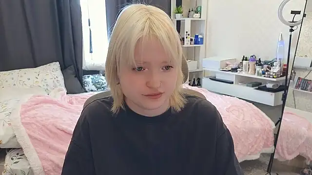 GlimmerGirl_ Live XXX-Chat