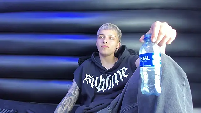 XXX chat uživo modela Megan_Thompson_