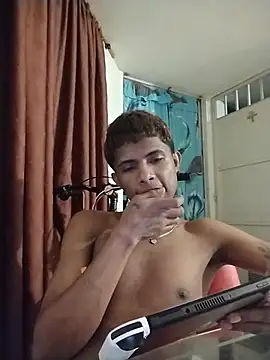 Mack_tom Live XXX-chat