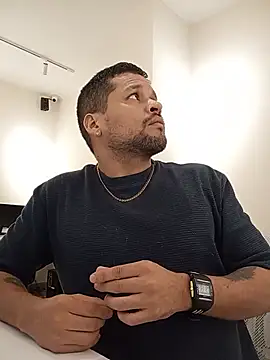 Chat XXX ao vivo de LucasGaeel