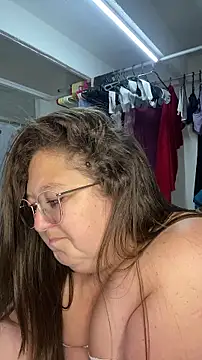 Živý XXX chat Chloee_Peach