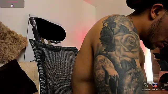 دردشة LiamReigns_ الجنسية المباشرة