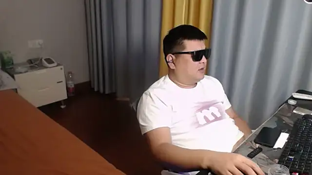 XXX chat uživo modela zhang1118