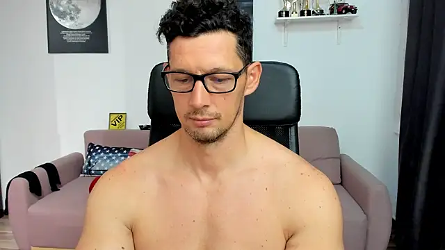 Chat XXX en directo de BrutusK08