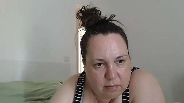 WendyRhoades Adlı Modelin Canlı XXX Sohbeti