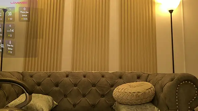 Nanaa_snow's Live XXX Chat