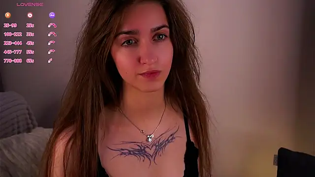 Živý XXX chat ClarineCasebolt