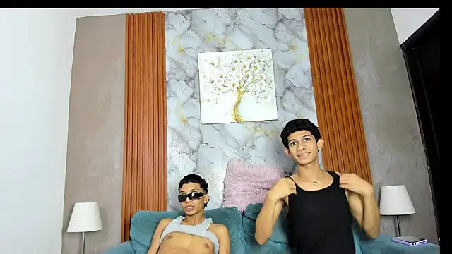 Chat XXX ao vivo de PRETTY_LOVERS1