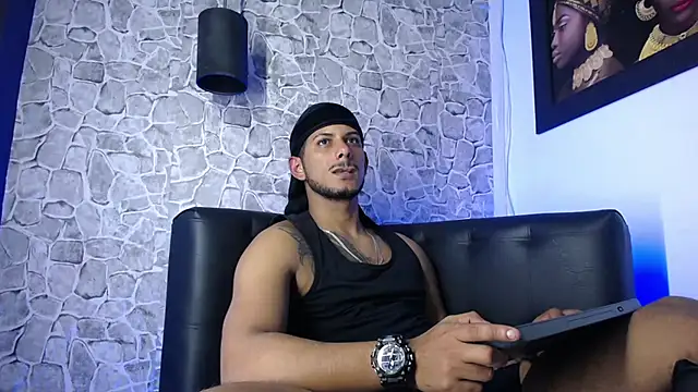 Chris_Dick23: онлайн-секс-чат
