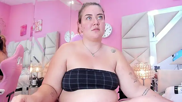 Chatroom XXX en direct de rousse_millers