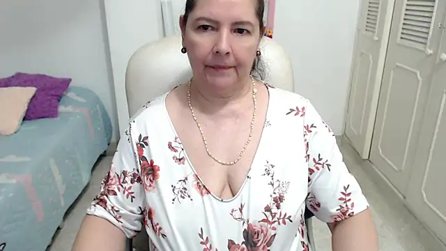 leonela_69 – Naživo XXX chat