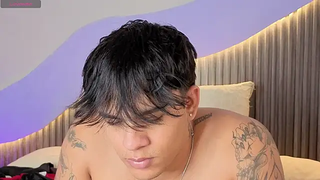 LuciferM_Star – Naživo XXX chat