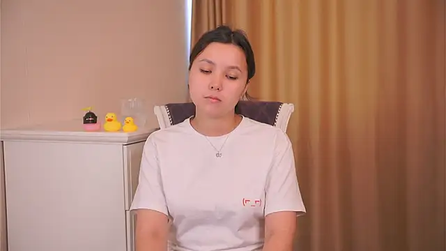 แชท XXX สดของ MabelVillagomez