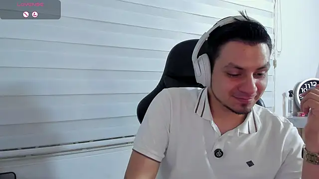 Онлайн чат XXX Rick_Adams